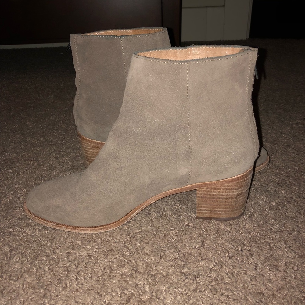 Madewell Pauline Boot in Wet Pebble